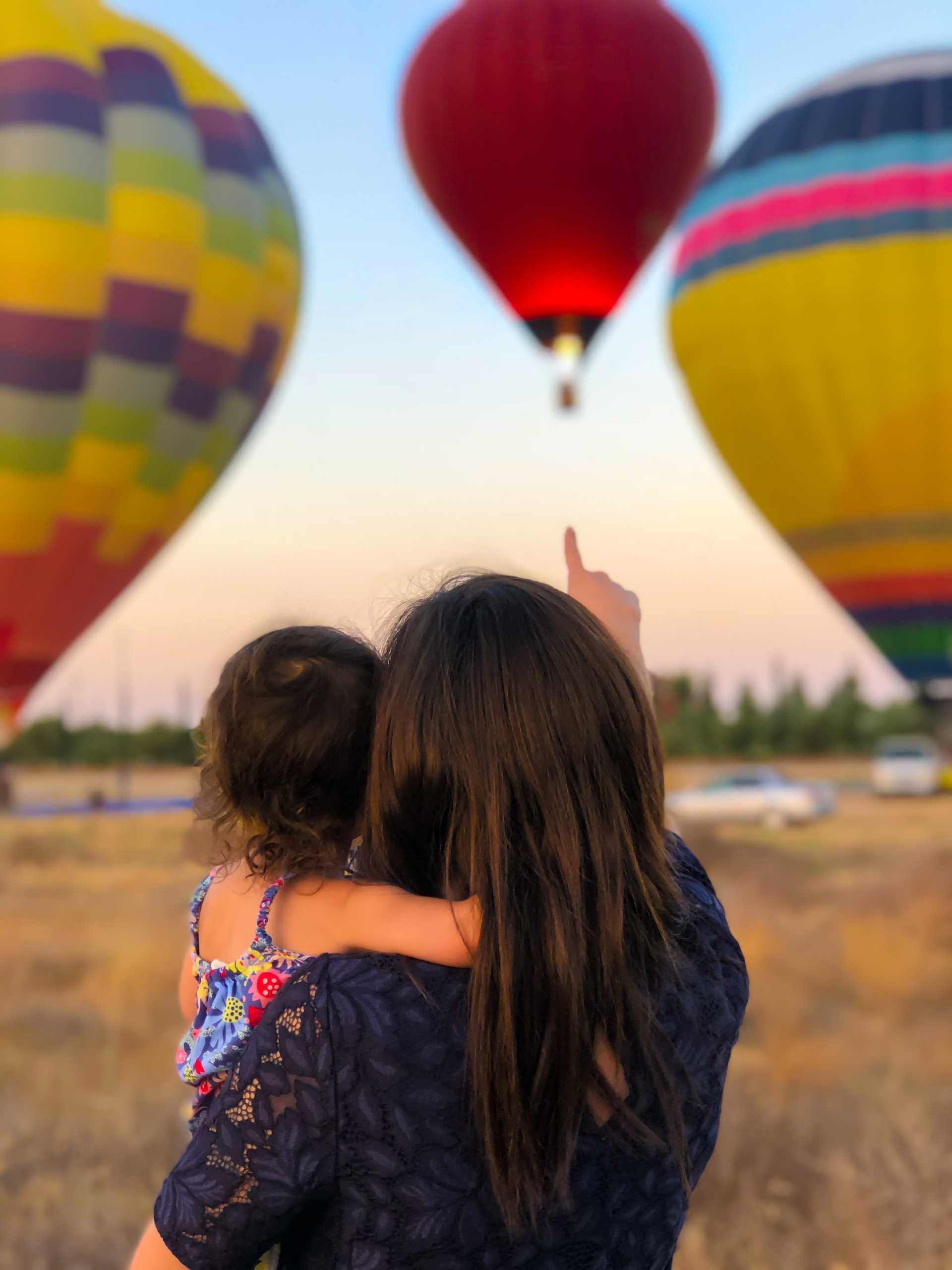 Hot Air Balloons, Temelecalum, United States by Kenny Krosky via Unsplash